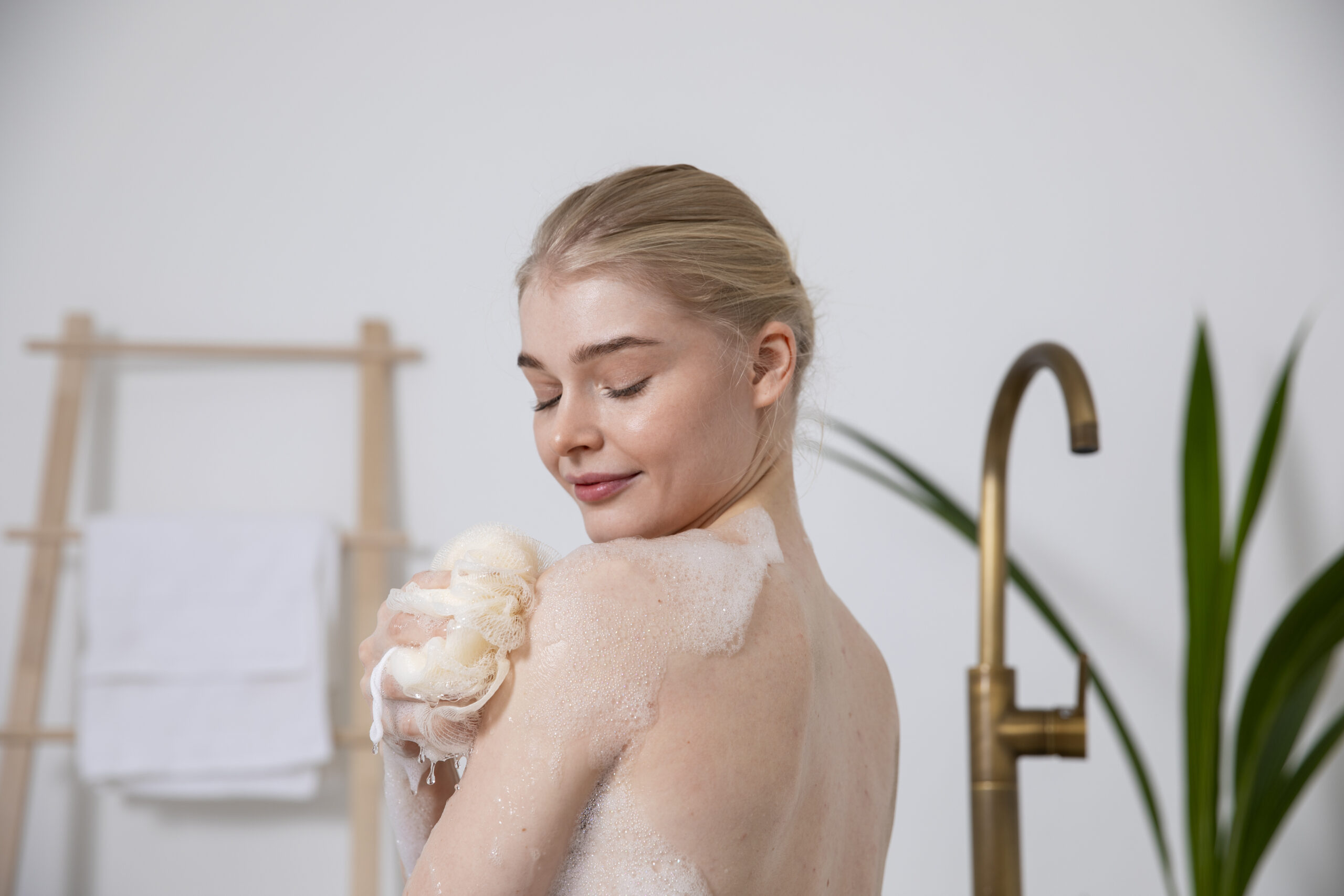 Handmade herbal soap by Skinoreta for dry and sensitive skin